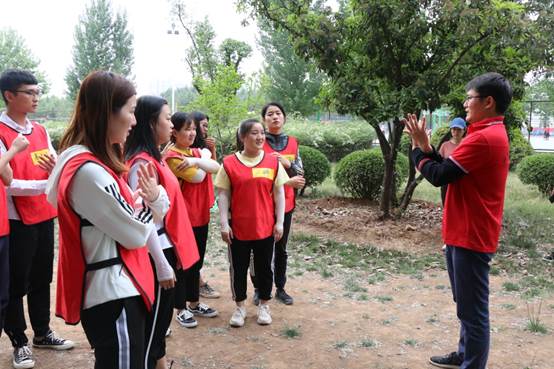 说明:C:\Users\Administrator.PC-20170703XLZK\Desktop\2019.5.12 领头雁研习班照片筛选\素质拓展\IMG_3511.JPG